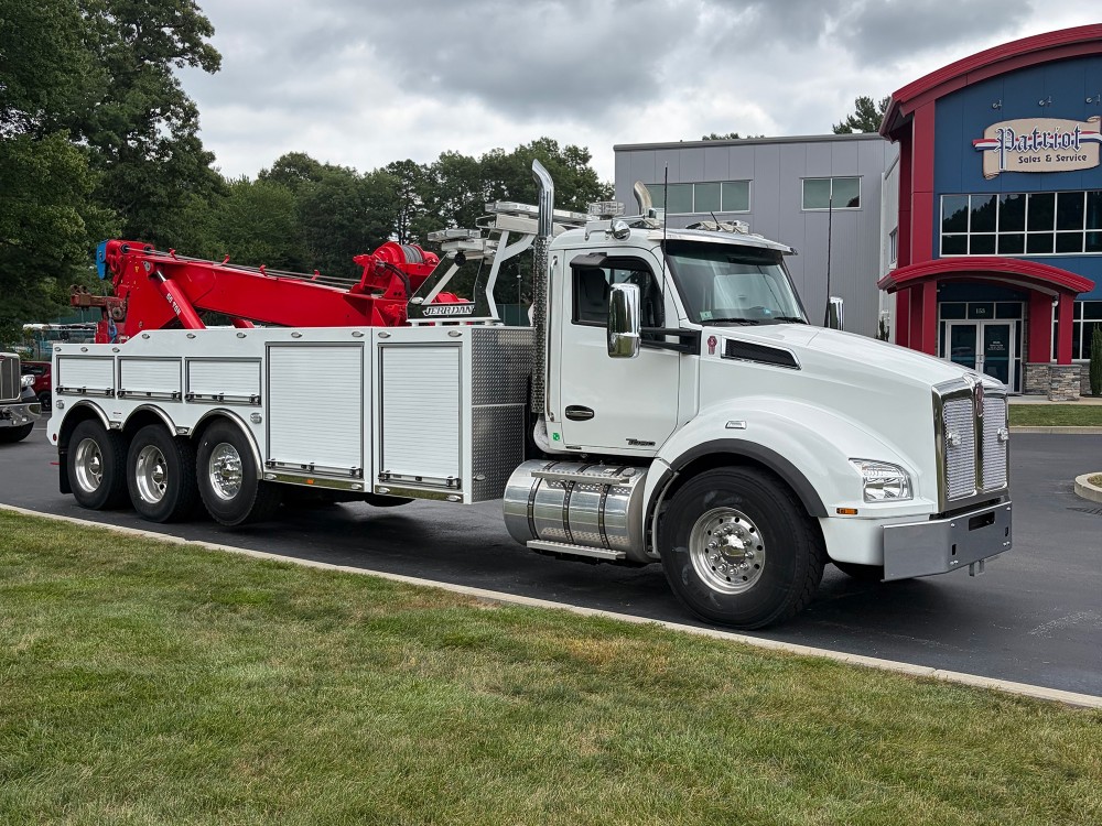 2020 Kenworth T880 50 Ton Wrecker (Key# 5297) 2
